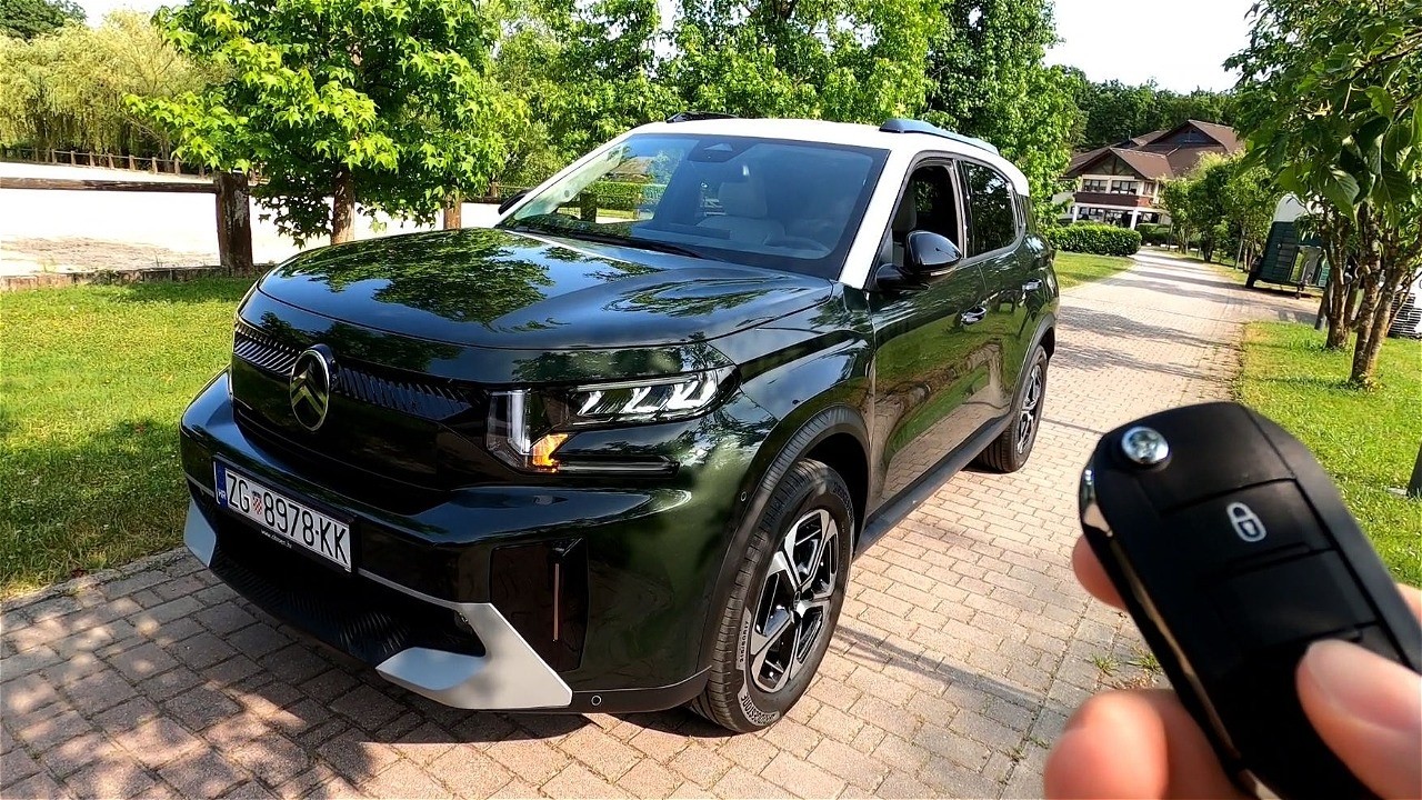 2025 Citroen C3 Aircross [1.2 Hybrid, 136 HP] POV Test drive | Full-in depth review CARiNIK