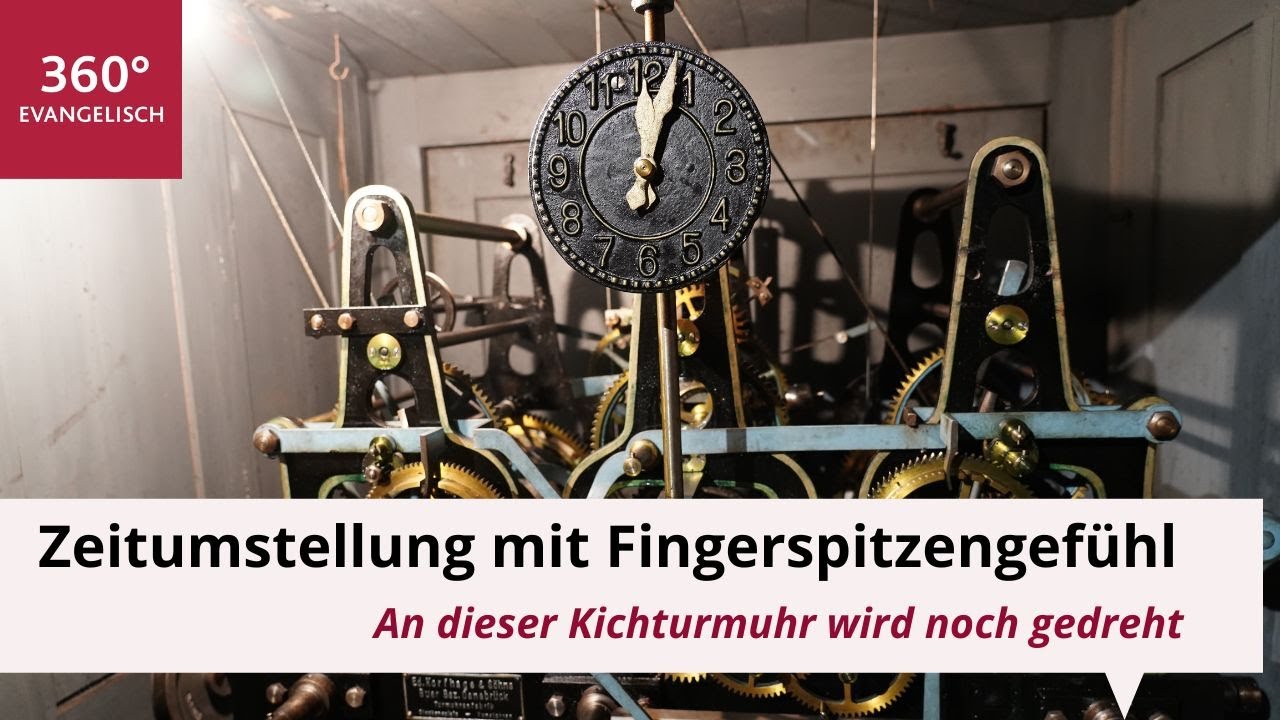 Zeitumstellung mit Fingerspitzengefühl: An dieser Kichturmuhr wird noch gedreht