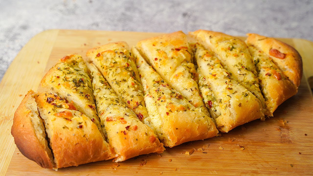Cheesy Garlic Bread | No Egg No Oven Garlic Bread Recipe | Yummy