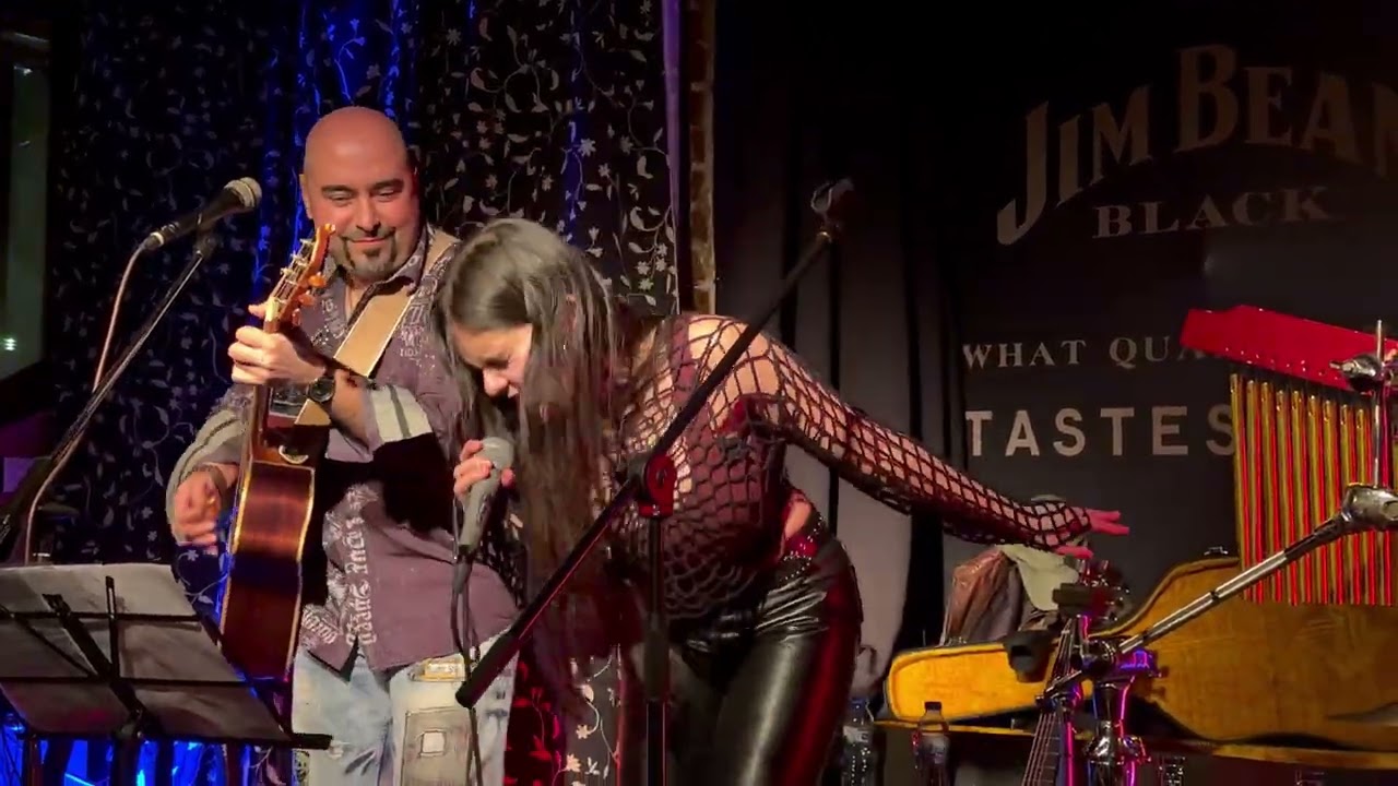 Cryin’-Aerosmith /acoustic cover/ - Вики и Ивчо, 28.02.2026