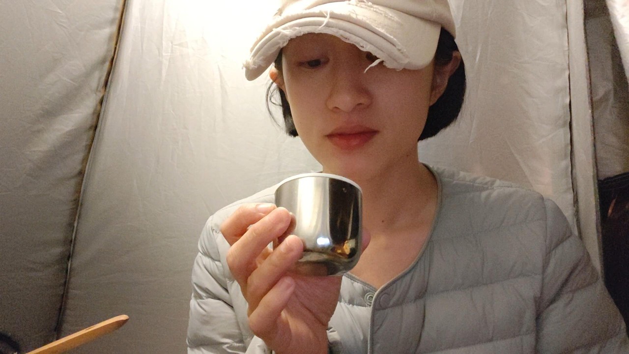 床车旅行生病了在营地做个娃娃菜炒肉吃，今天又是平平无奇做饭天才