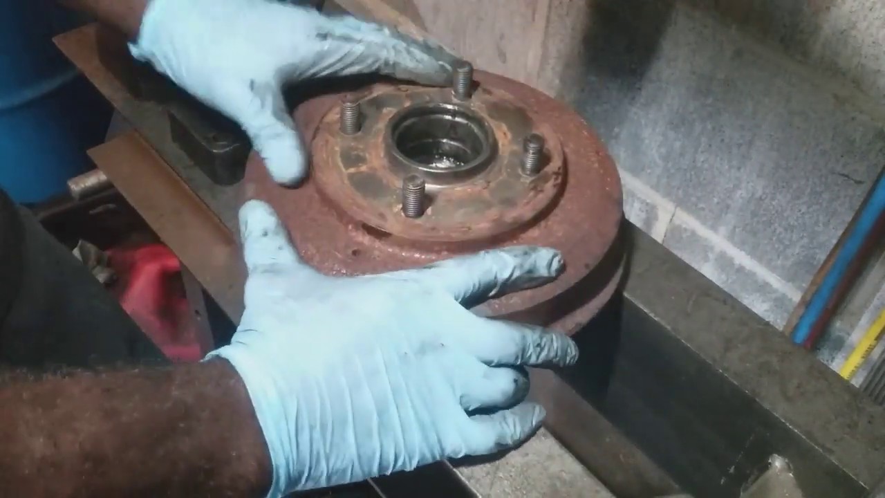 How to repace 09 focus zx3 rear wheel bearing