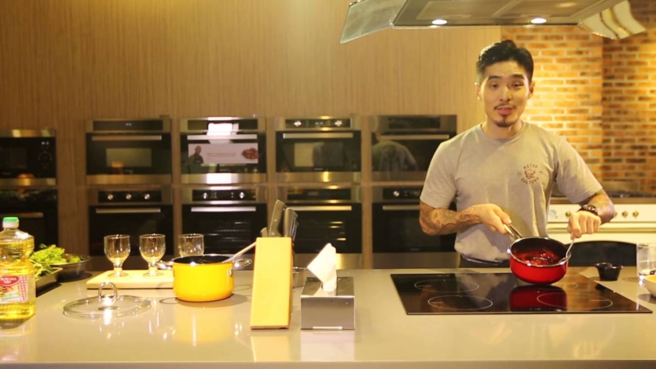 Panna Cotta with Strawberry Sauce Recipe - Martin Praja Cooks