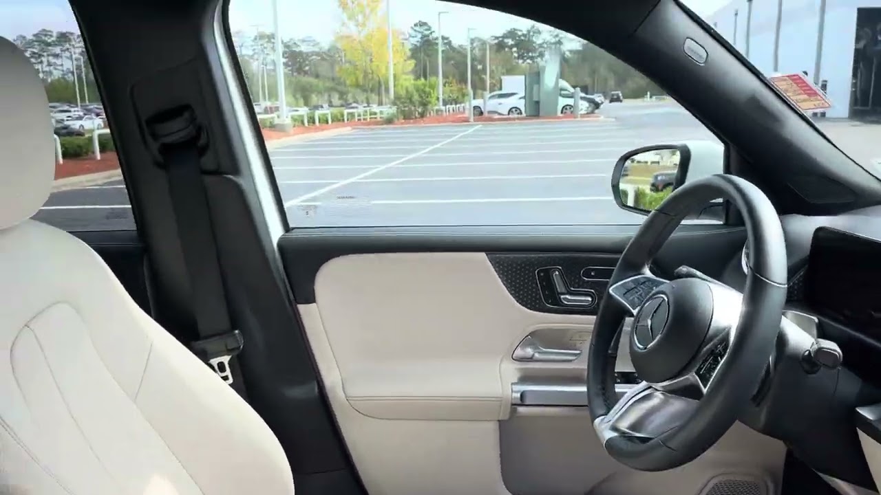 2025 GLB250 for Ann - Mercedes-Benz of Covington