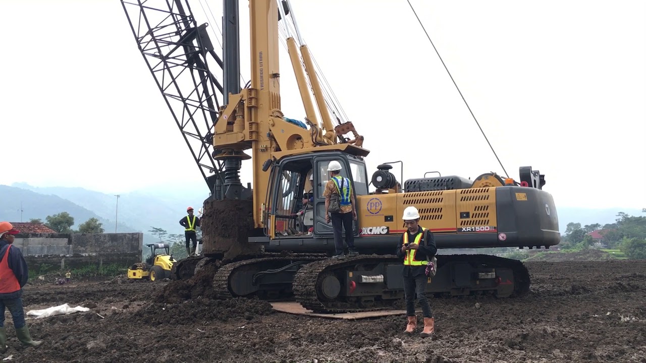 XCMG 旋挖钻机 Rotary drilling rig XR150DIII