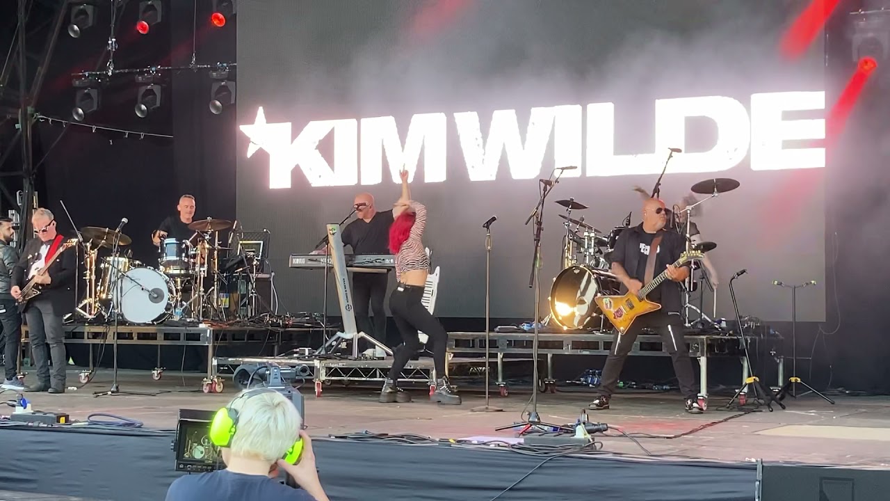 Chequered love- Kim Wilde- let’s rock Norwich- 25/9/21