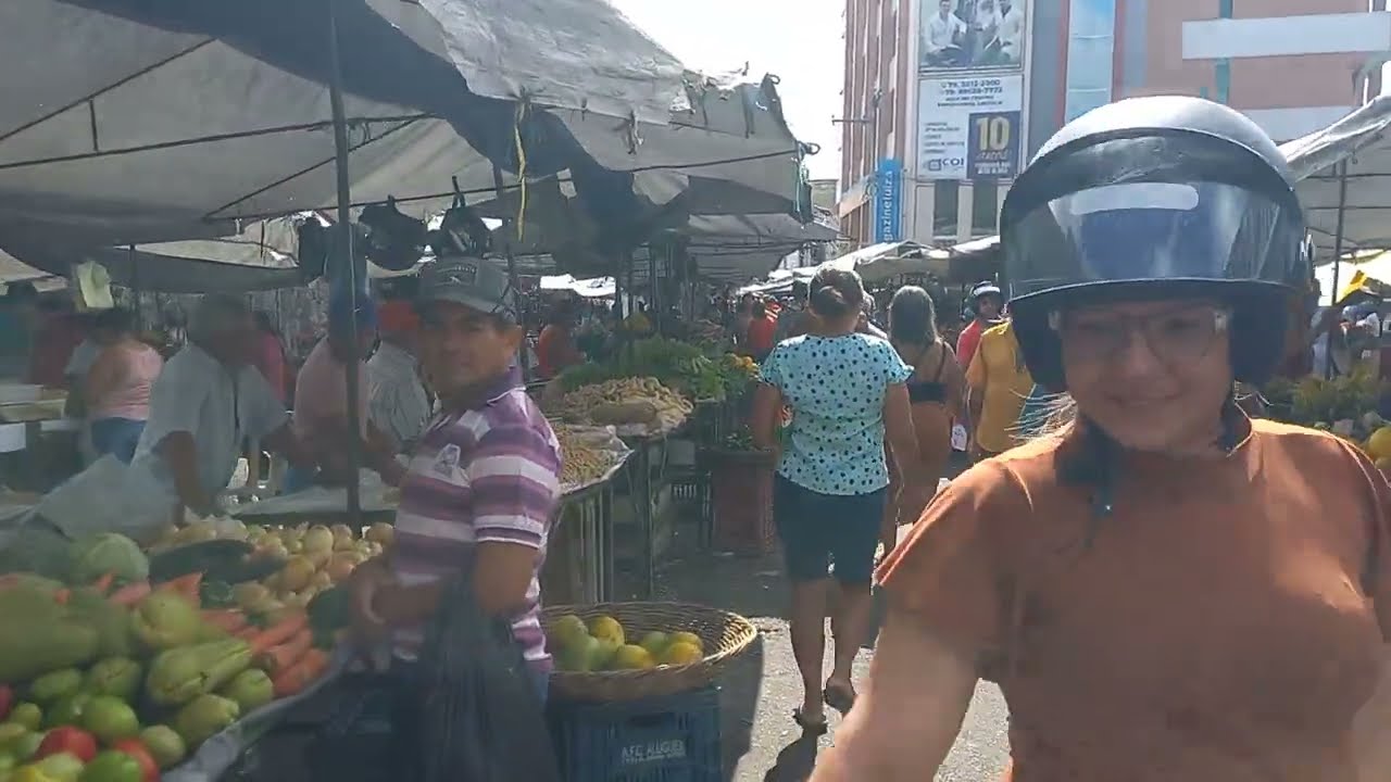 Feira livre de 1 de novembro em itabaiana Sergipe Brasil 