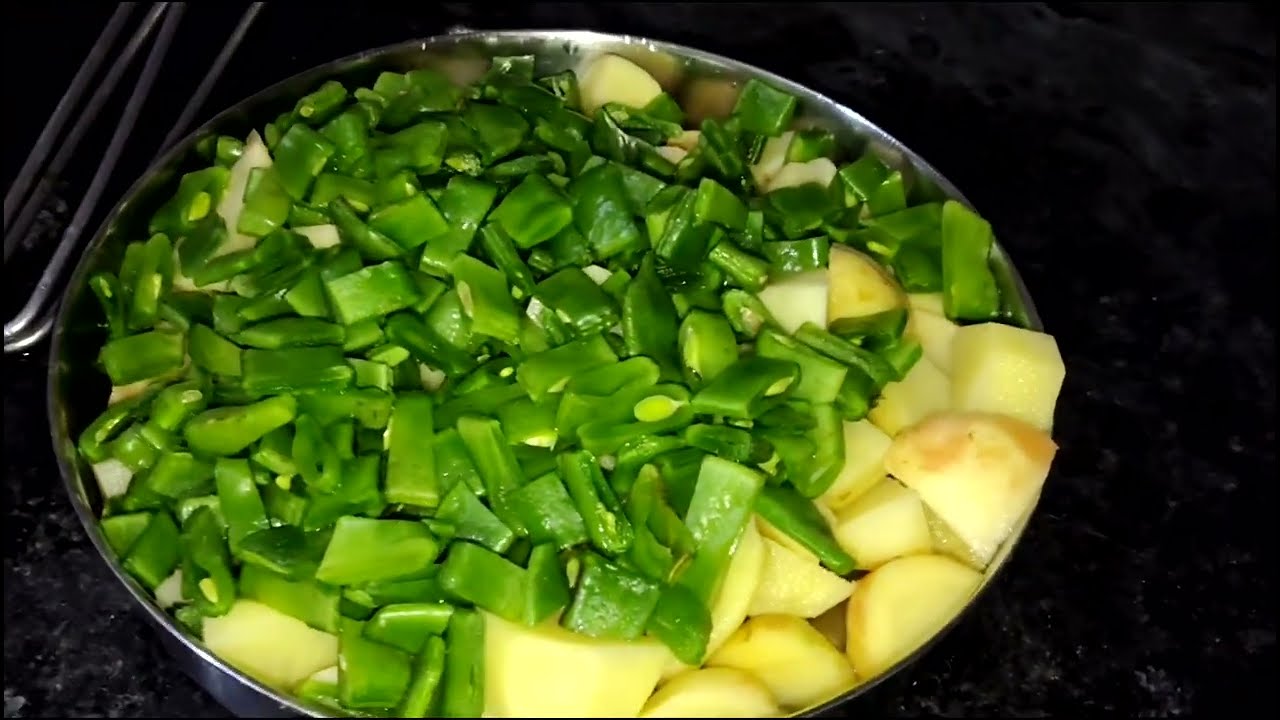 Alu or same ki testy sabji ki recipe 😍😋❤️