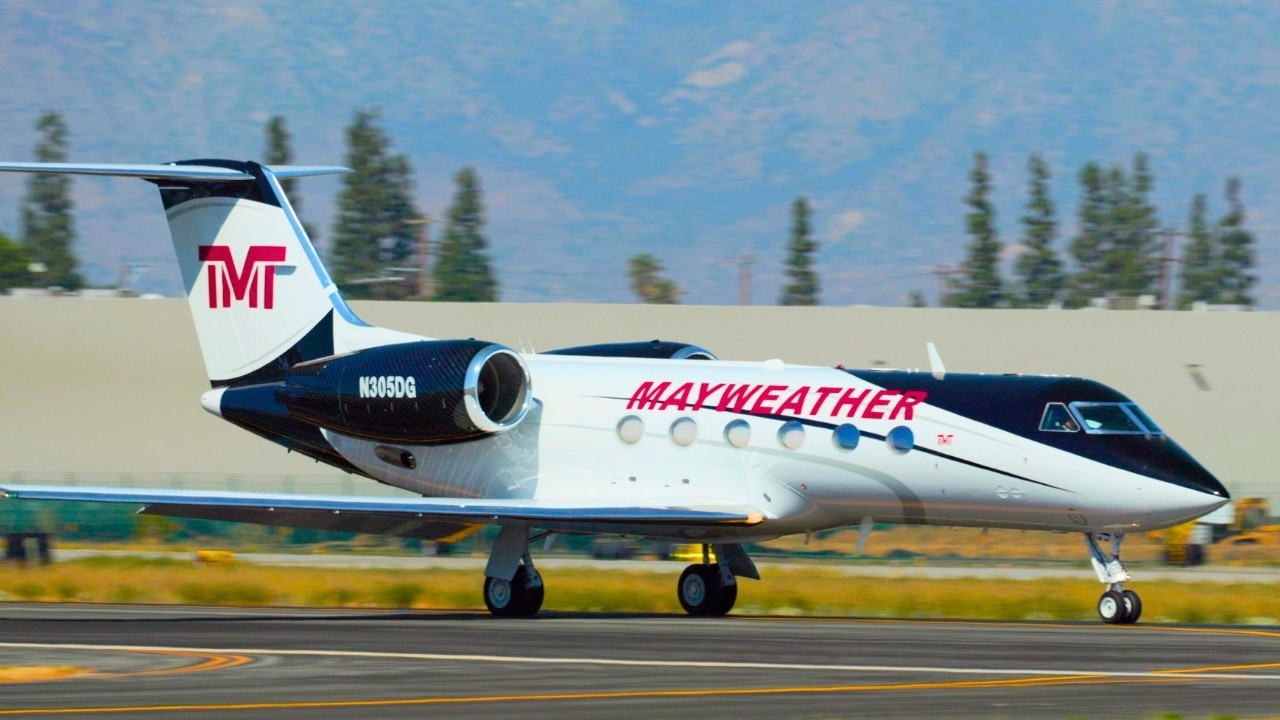 VAN NUYS AIRPORT PRIVATE JETS | Plane landing and takeoff video