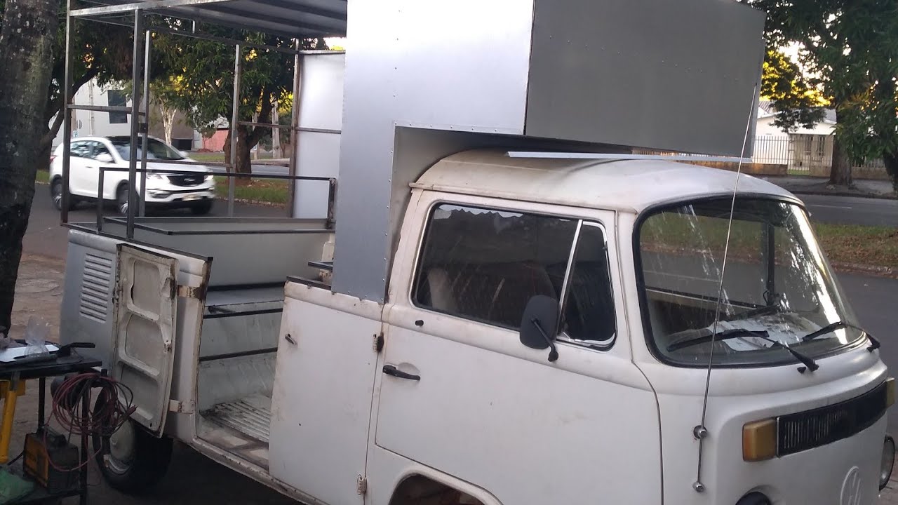 projeto Kombi estilo Elma Chips/ mostrando balcão e início de fechamento externo #3