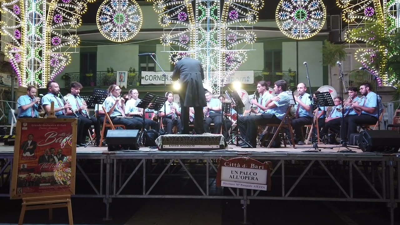 Gloria al Fante - marcia sinfonica di Pasquale Quadrano Banda Città di Bari concerto Camposano (NA)