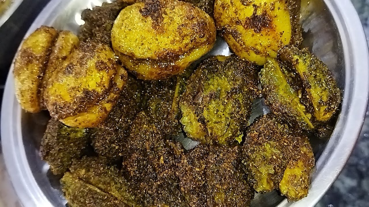 Karele ki kalonji । bharva karela । करेला की कैलांजी। sanchiskitchen।