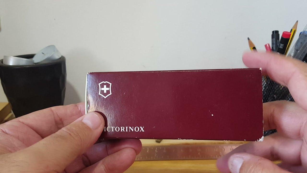 99. Victorinox Alpineer: Menos es más.