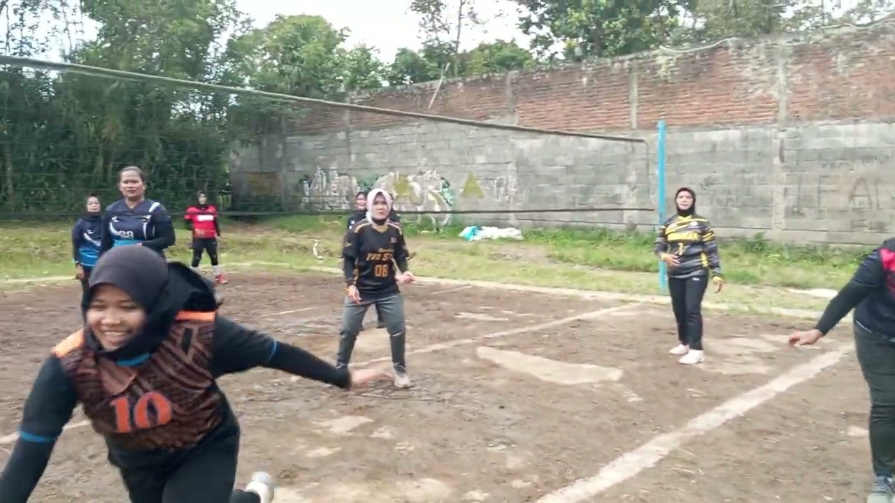 Silaturahmi Voli Rebahan Girl Vs Cemara Sariwangi Set 1 🏐🏐🔥🔥💪💪