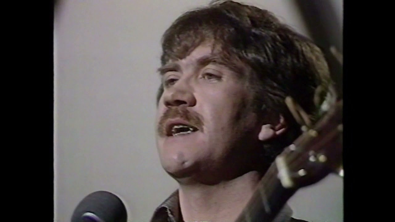 Dick Gaughan 1983 Billy Kay interview and songs