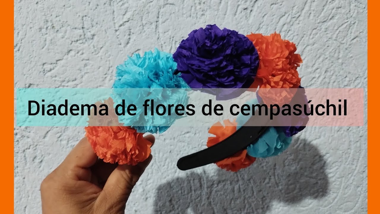 Diadema de flores de cempasúchil, hecha con papel crepé 🎃👻😍.