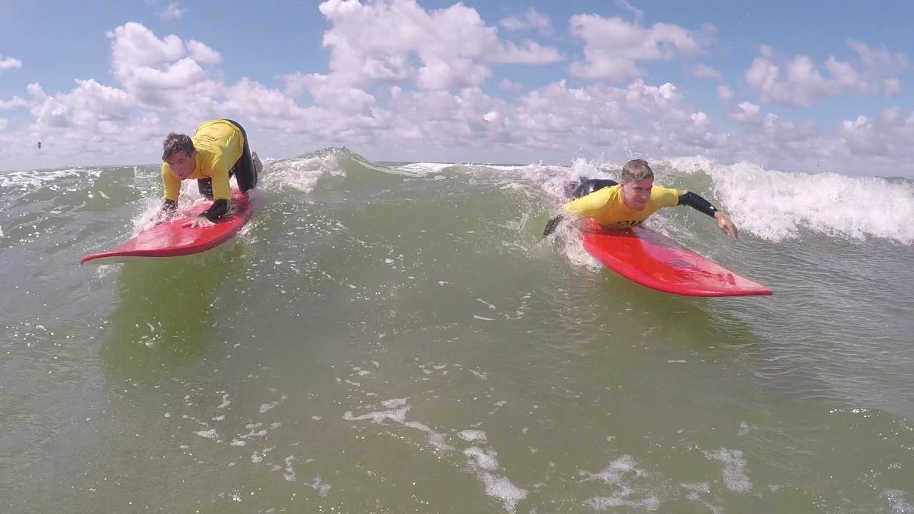 Surfen bij Hightide in IJmuiden! - Vlog #07