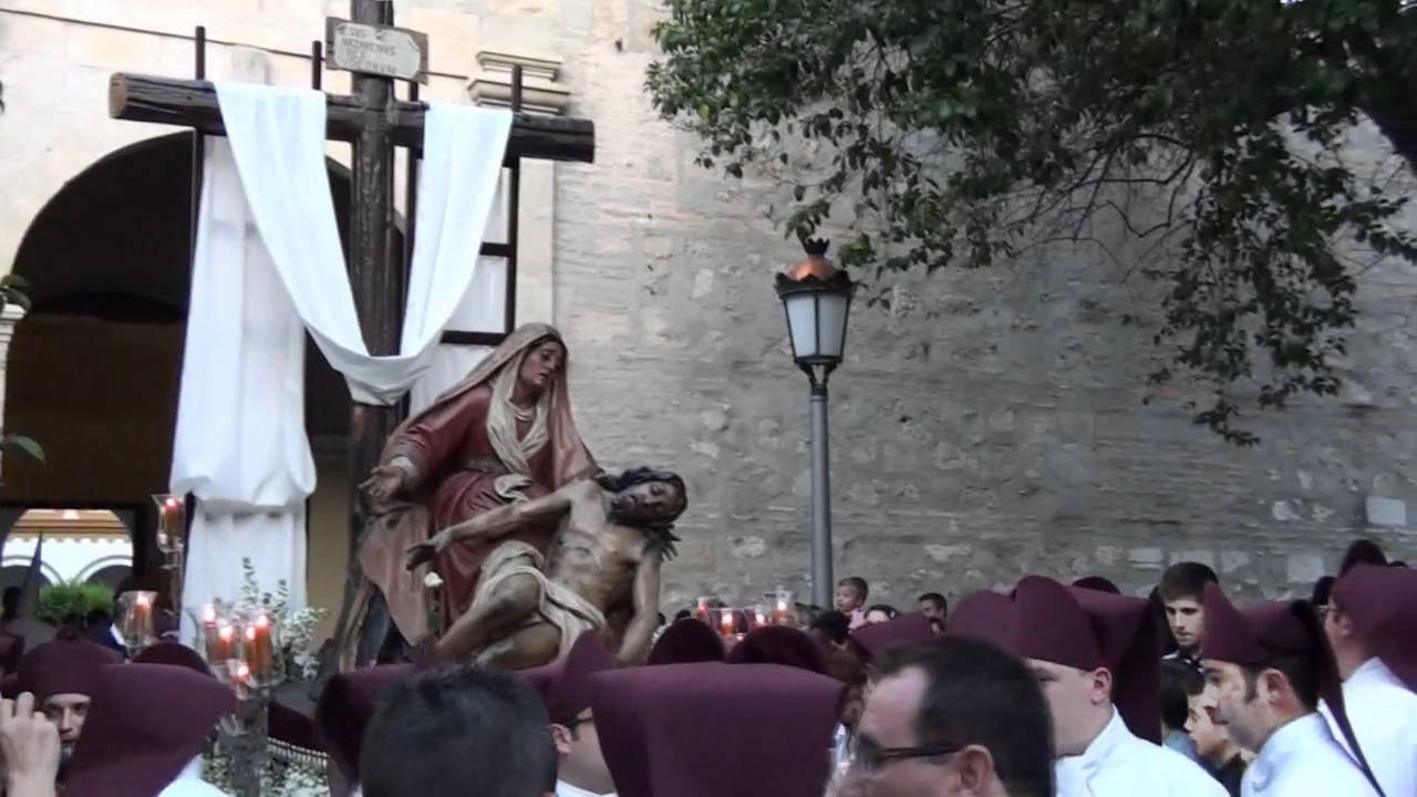 Salida de la Virgen de la Piedra, Lucena 2011