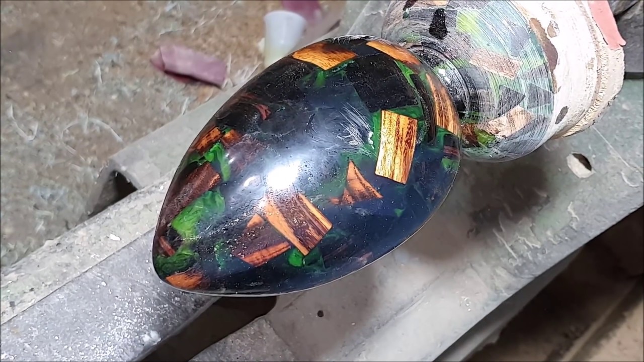 Wood turning - Transforming wood and resin egg //Transformando madeira e resina em ovo