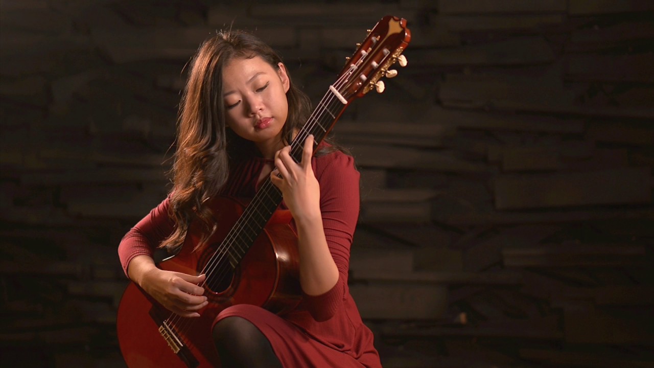 Simone Iannarelli Italian Coffee: No. 9. Caffe su una nuvola played by Xuanxuan Sun 孙绚绚演奏云上的咖啡