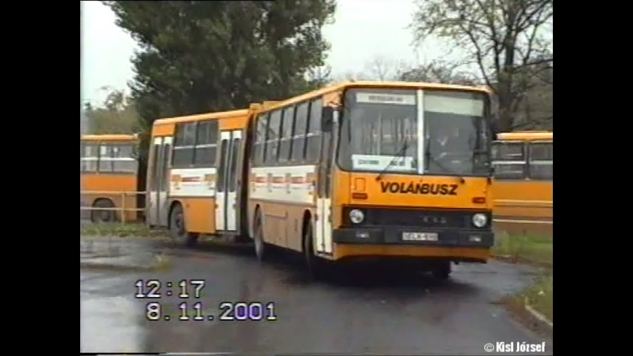 2001.11.08. - Ikarusok a szentendrei autóbusz-állomáson