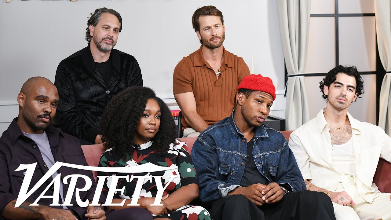 Jonathan Majors and Glen Powell on Playing Real-Life Korean War Pilots in ‘Devotion’ | TIFF 2022