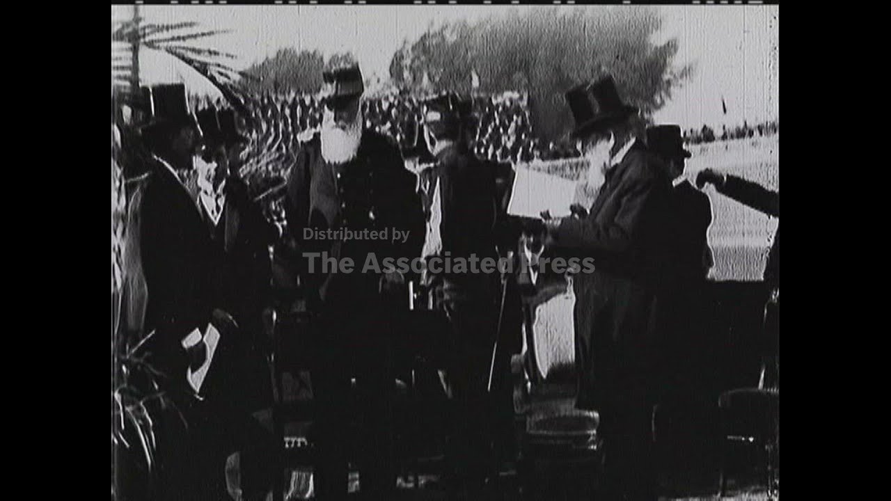 LEOPOLD II KING OF THE BELGIANS AT CYCLISTS MEETING - NO SOUND