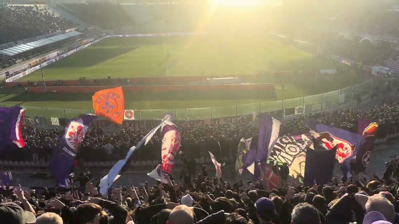 MA COME FATE SENZA REDDITO? 💜⚜️ (CORO CURVA FIESOLE) Fiorentina - Salernitana 3/12/2023