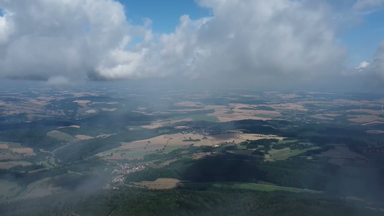 Ruppertsecken höhe Königsstuhl und der Donnersberg Wolkenflug DJI Mini