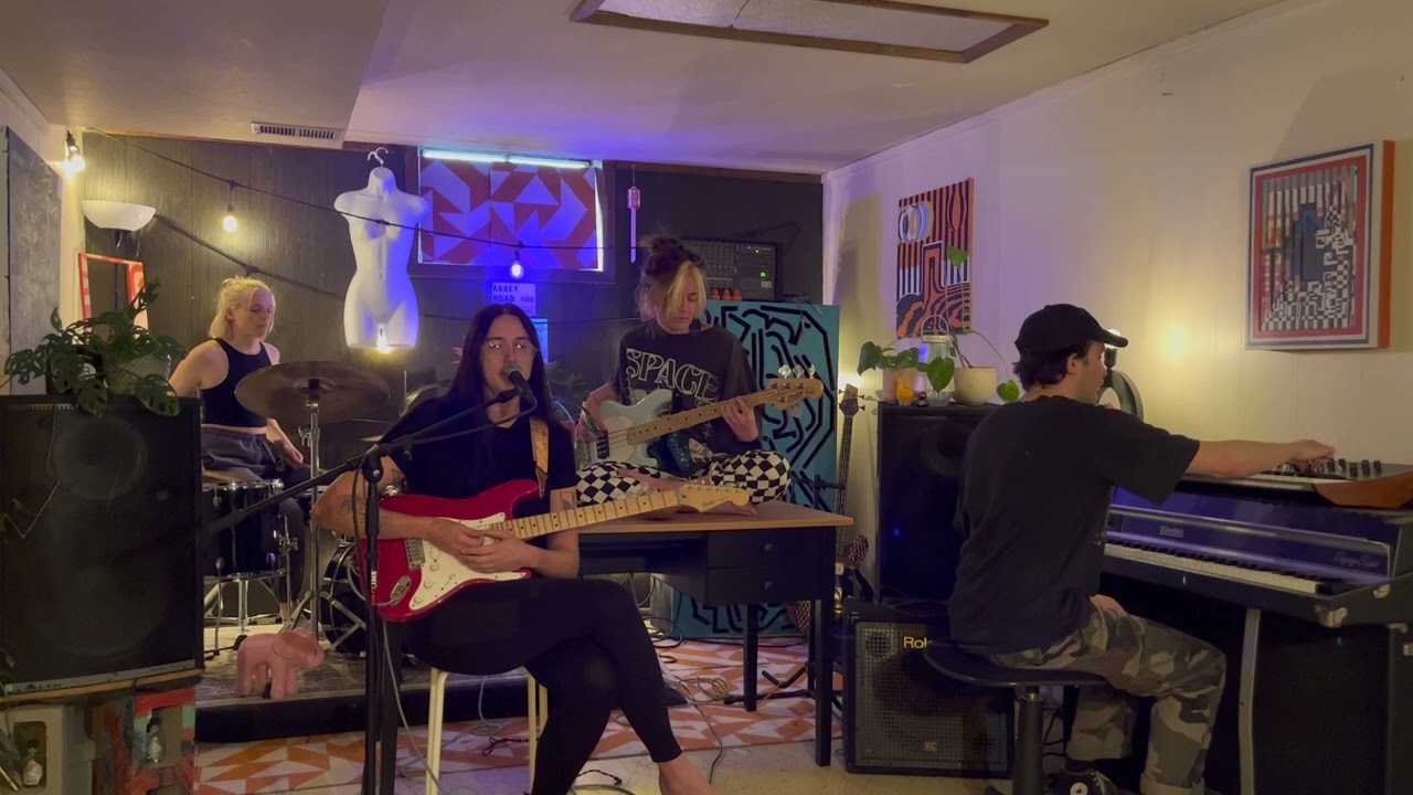 Barbara - Tiny Desk Contest 2023: 