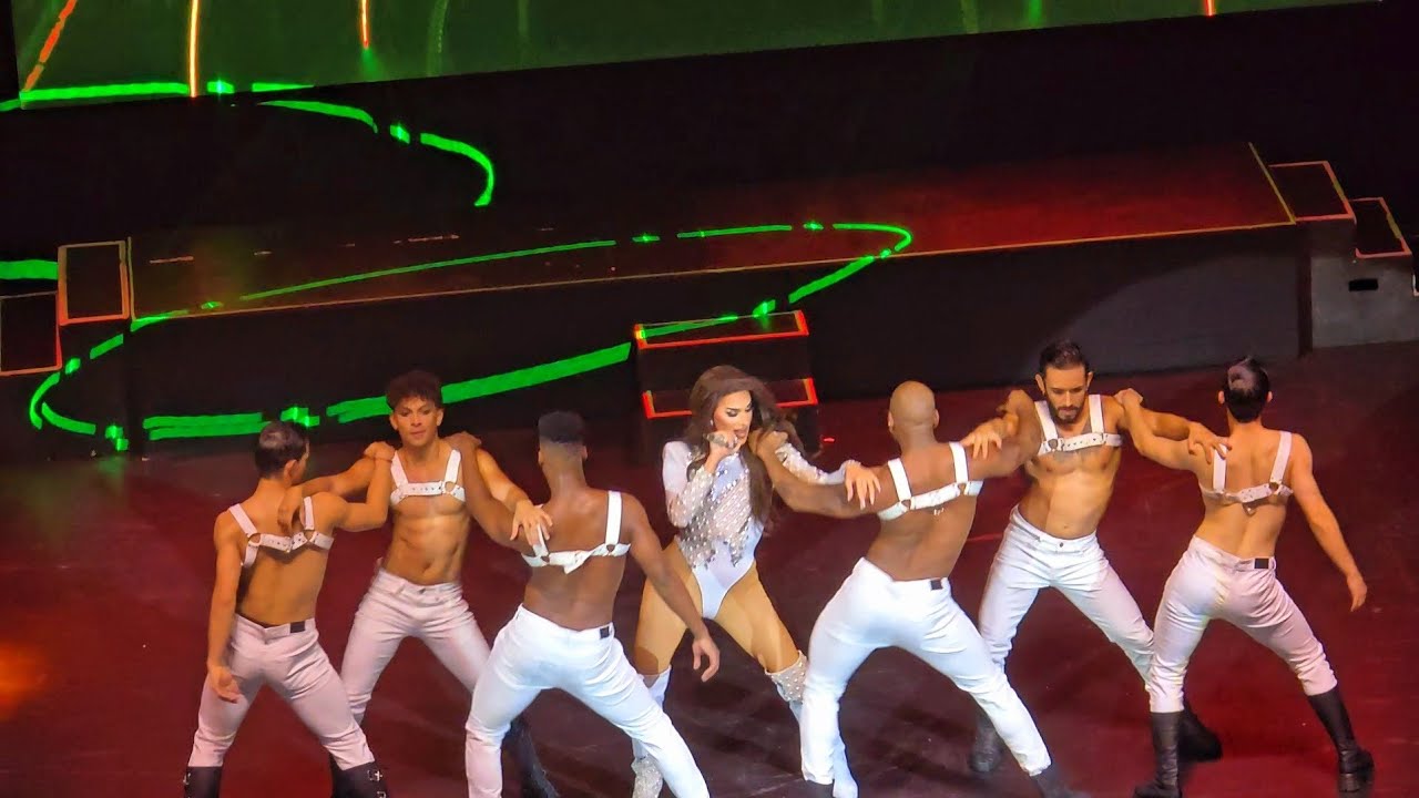 Carmen Farala || Traguito || Drags Iconicas