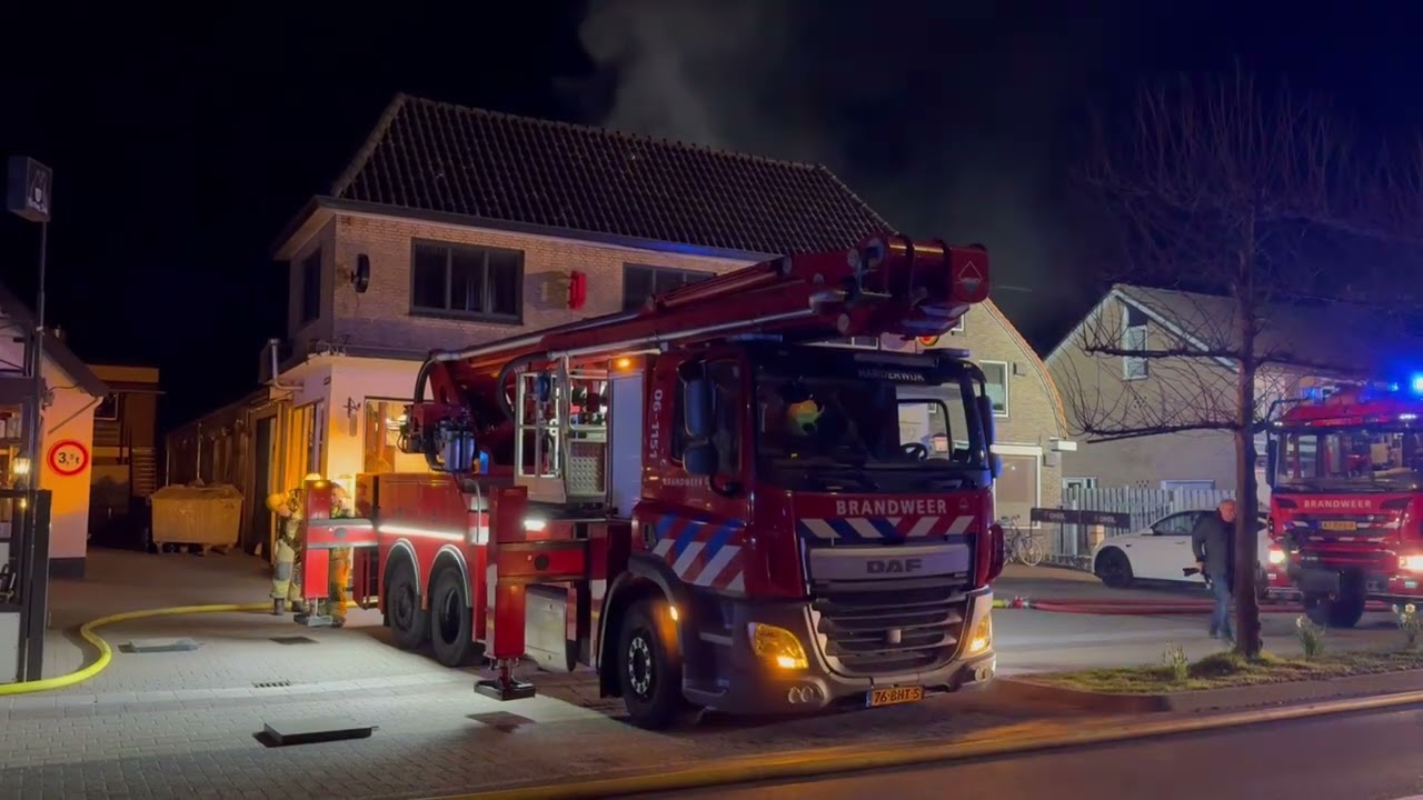 Uitslaande brand bijgebouw Burg Bieren Putterweg Ermelo