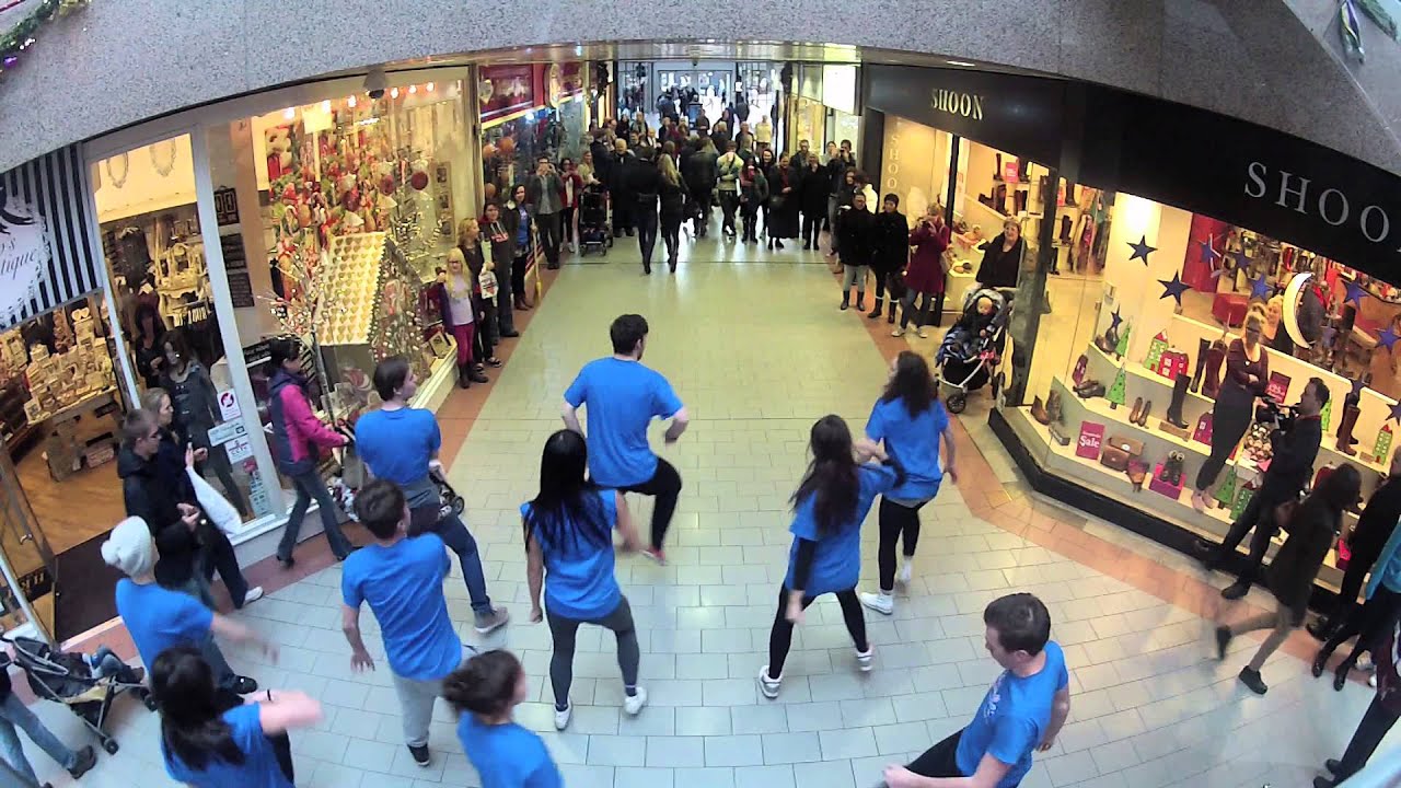 Yvonne Arnaud Theatre - Cinderella - Flashmob in Guildford Town Centre
