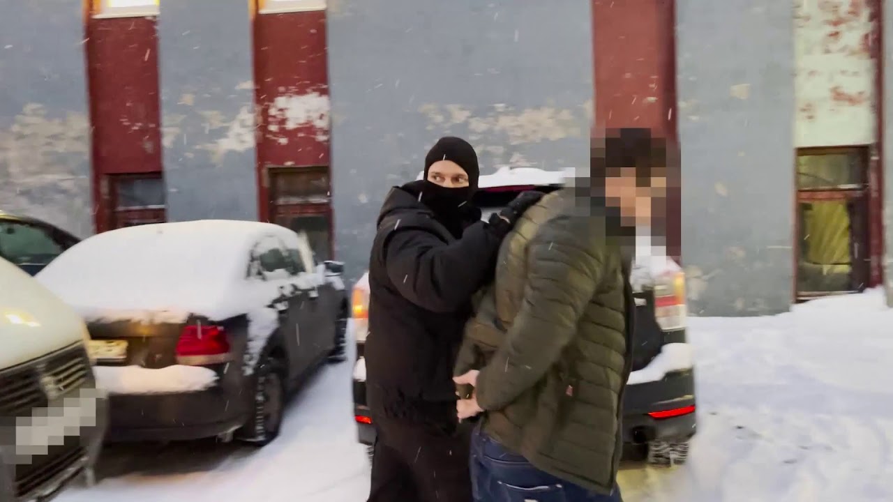 В Мурманске задержаны пятеро участников группы мошенников, которые лишили шестерых граждан жилья