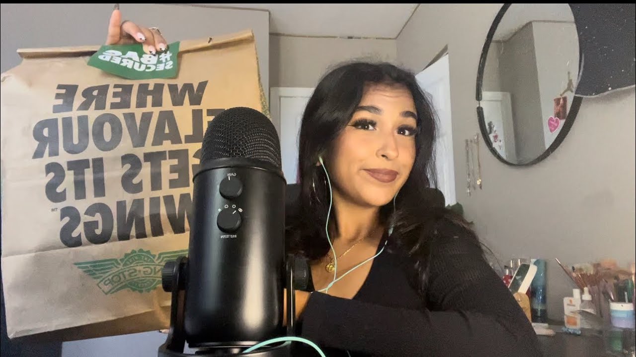 ASMR Wing Stop Mukbang🍗