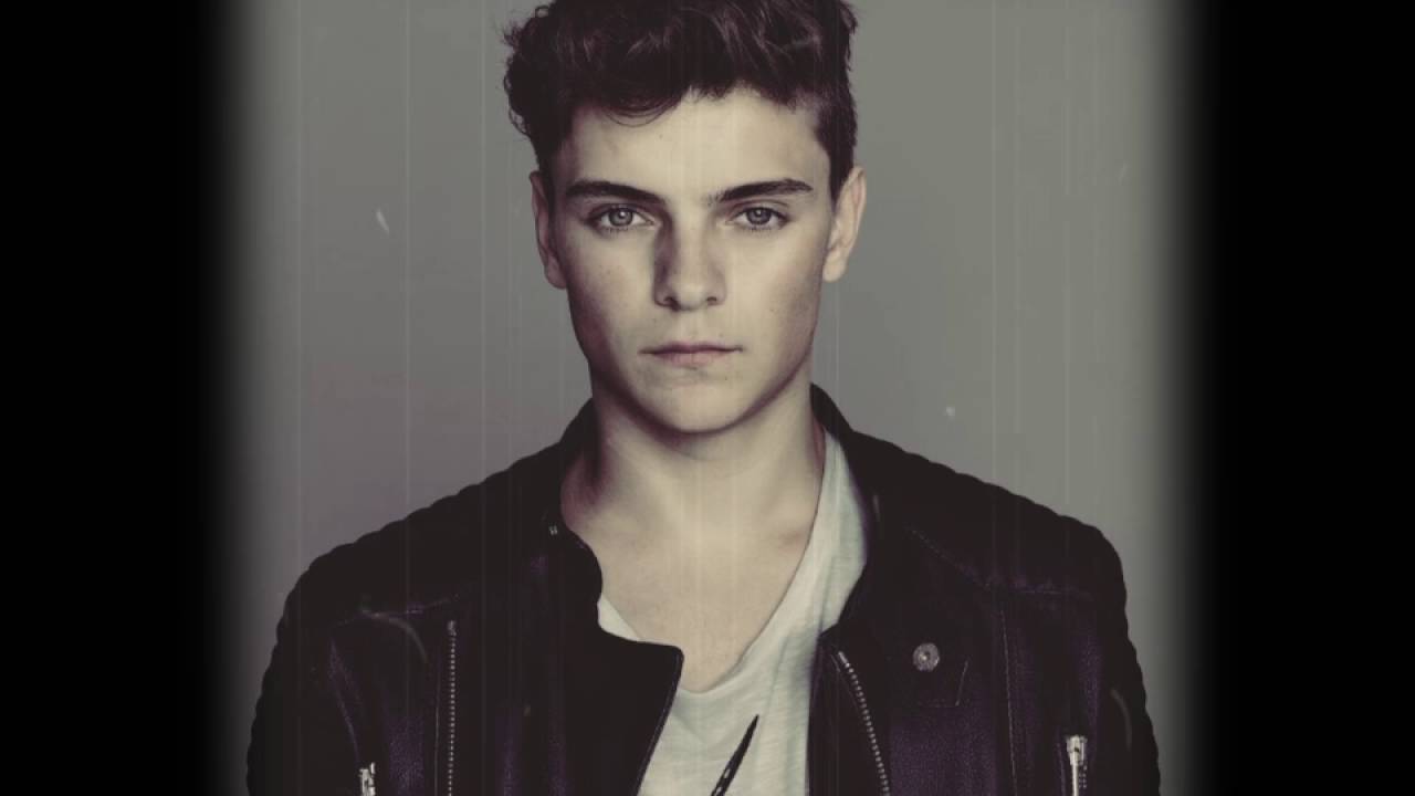 Wizard (Radio Edit) - Martin Garrix