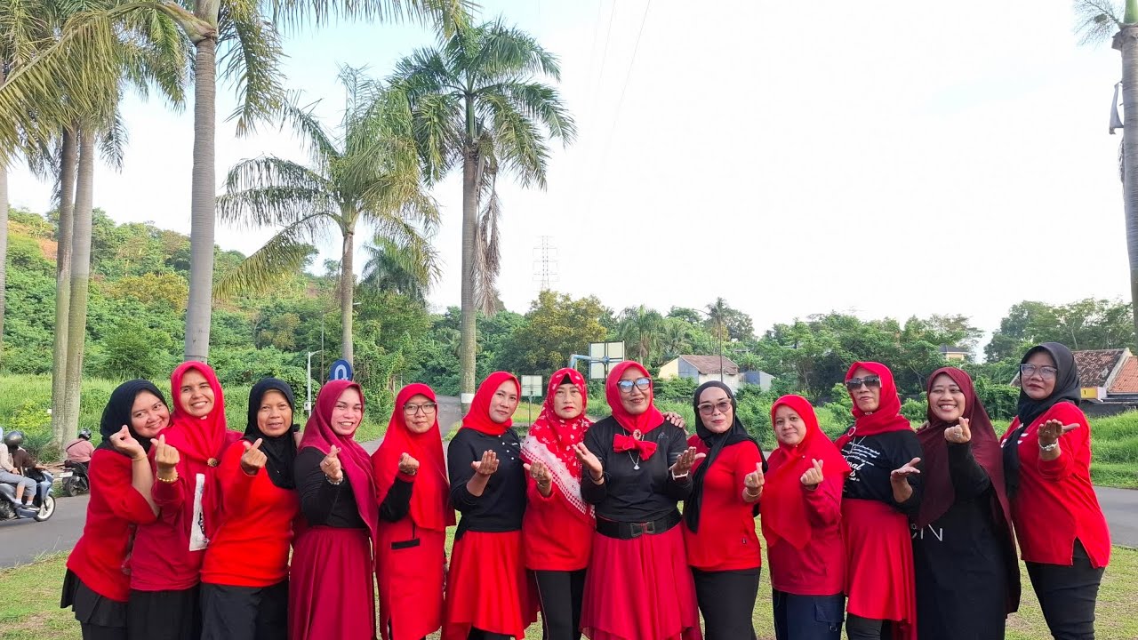 DENDANG MINANG TIMUR - HIGH BEGINNER - Choreo: Muhammad Yani [demo by Ceria Line Dance]