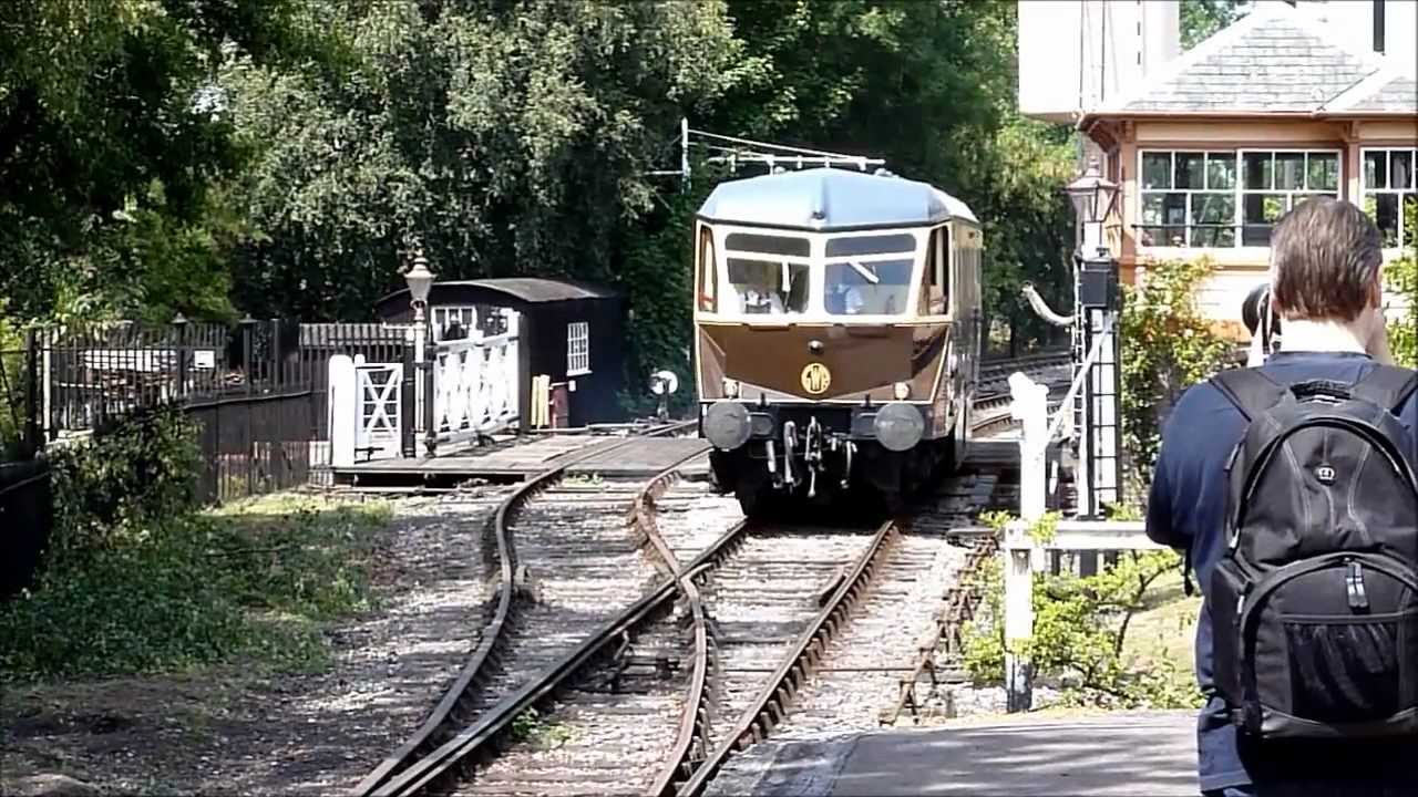 GWR Diesel Railcar No. 22 at Didcot Railway Centre