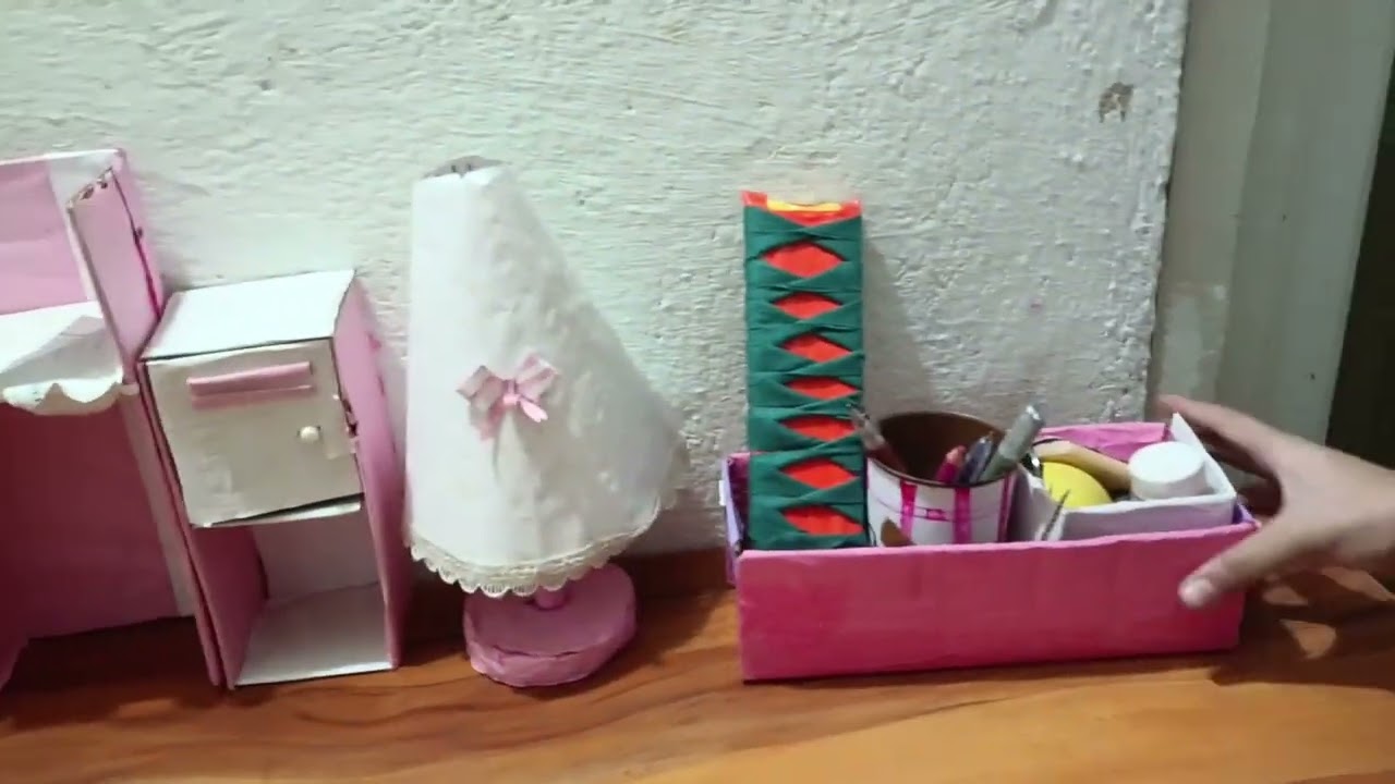 Let's set up my craft table 😍# YouTube # art with asba