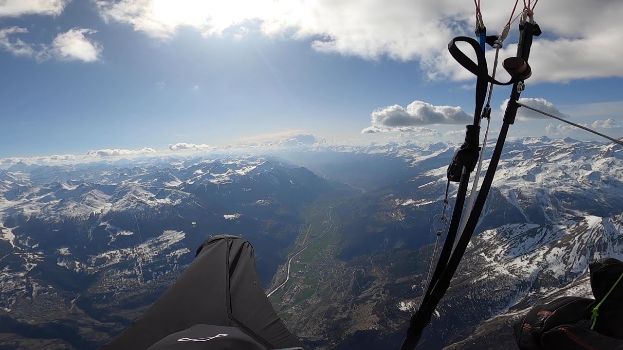 Paragliding in Fiesch, March 2021, Ozone Zeolite GT