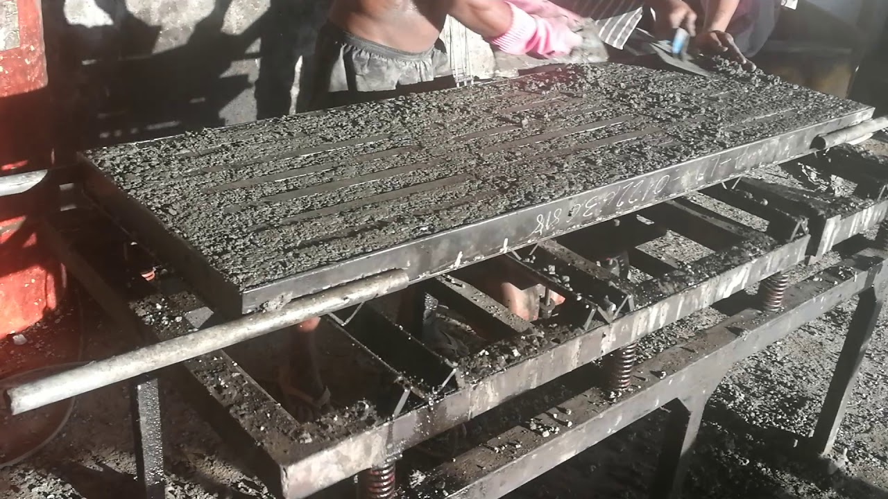 Slat concrete pig farm