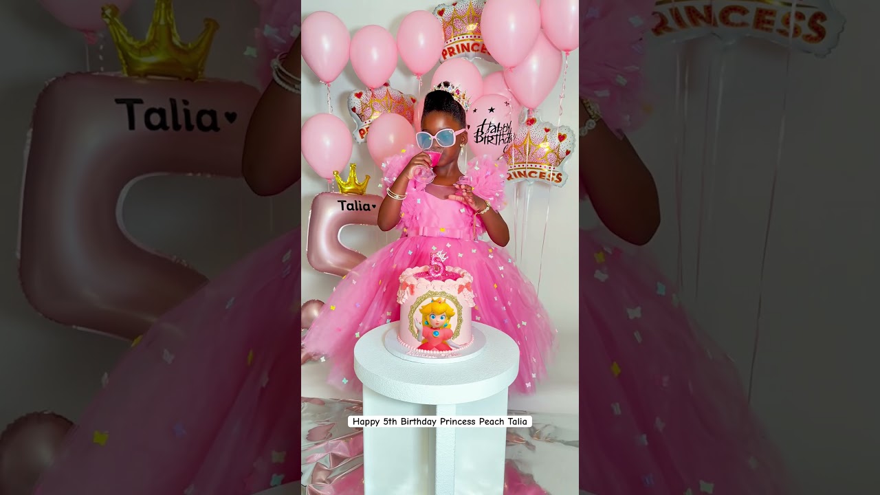 Princess Peach Birthday Surprise: Glitter Cake & Magical Moments! 🎂✨ #GlitterCakeTrend