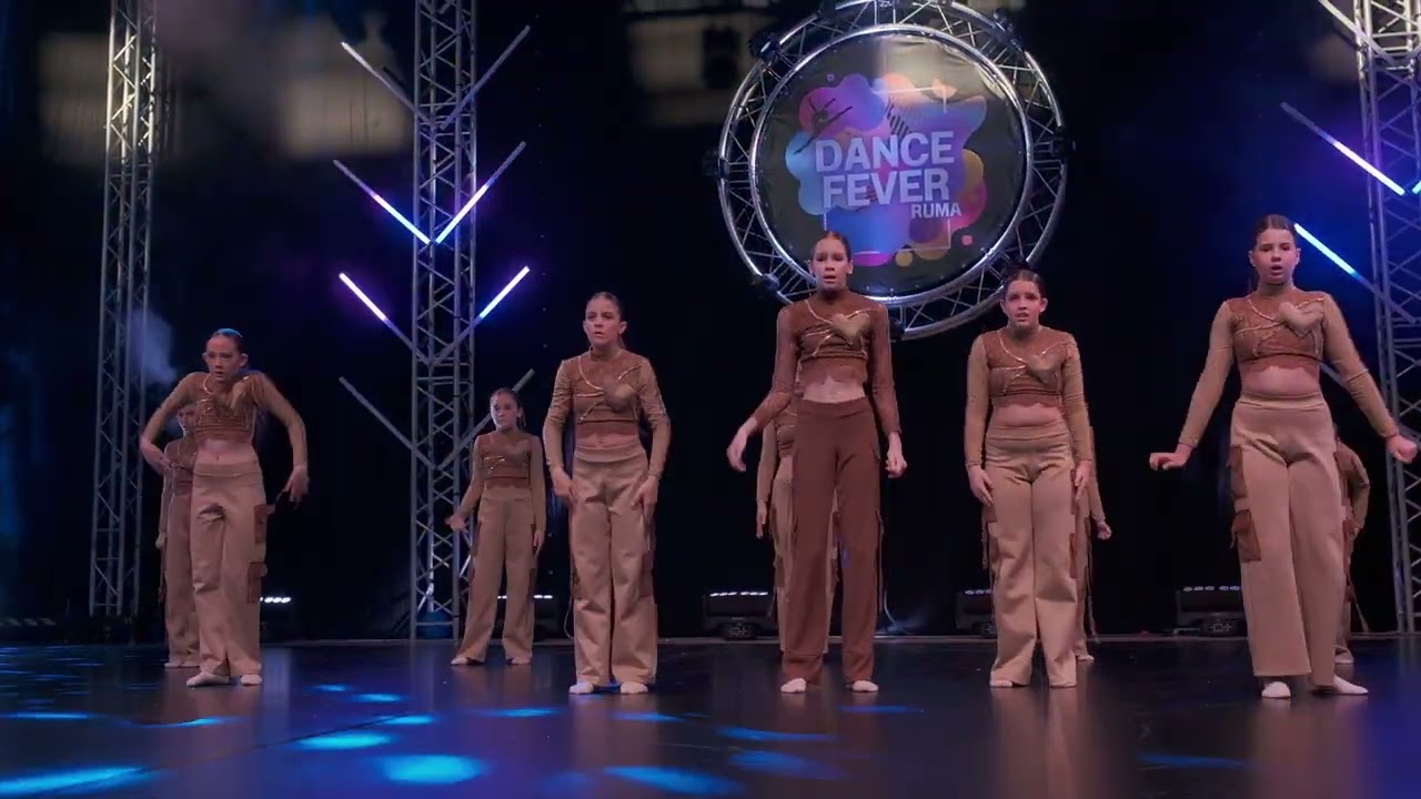 Royal Dance Studio - The Fight to Belong/contemporary formation junior/