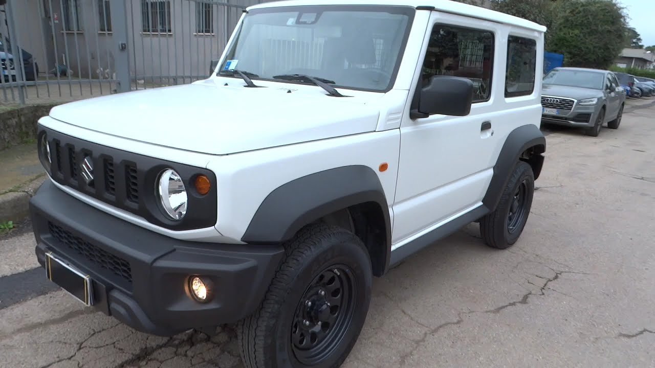 Suzuki Jimny 1.5 Pro 4wd allgrip 2023 Unico Proprietario Tagliandi Suzuki pochi km, nessun difetto.