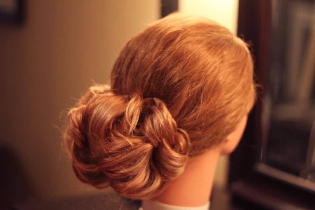 How To do a Quick and Pretty Updo