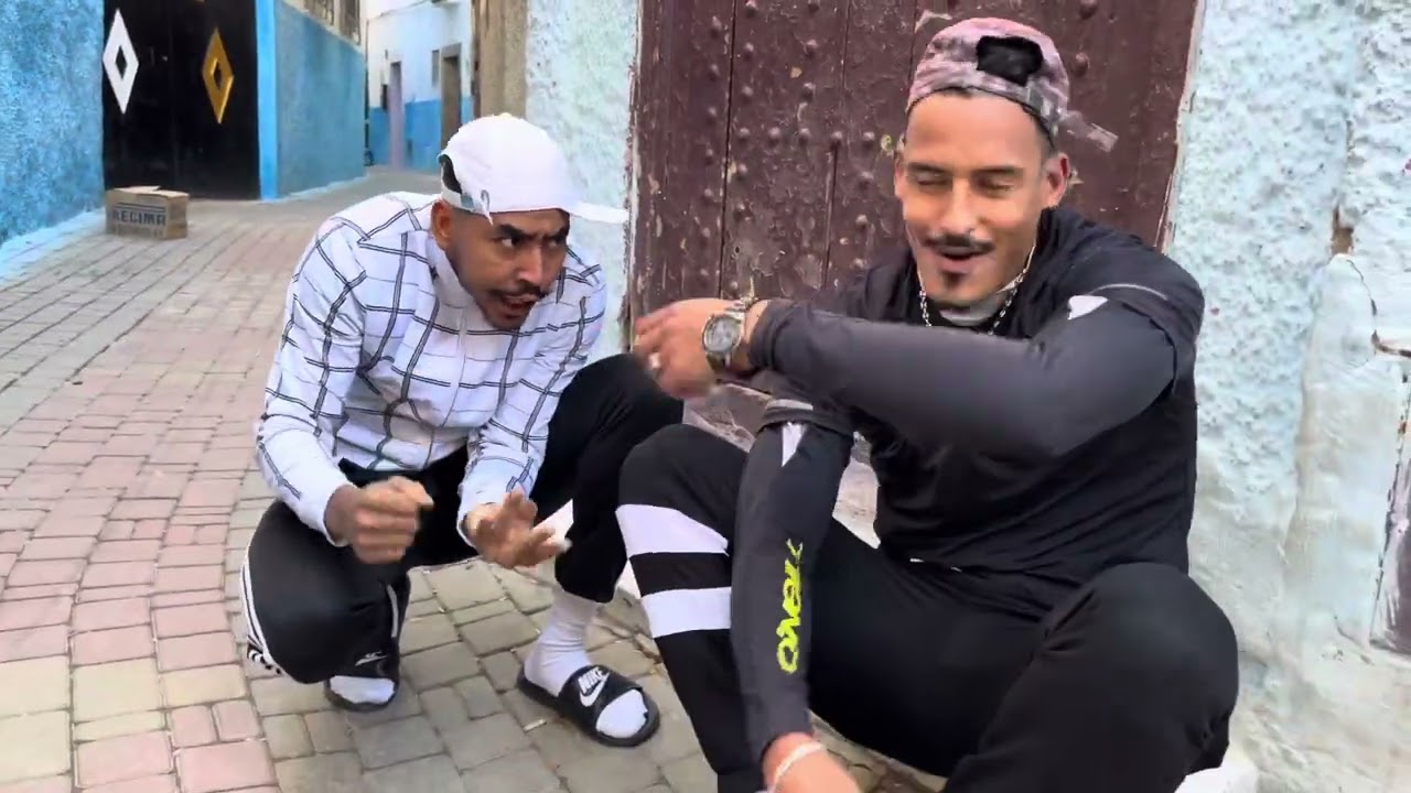 شقوفا مدرحين🤣