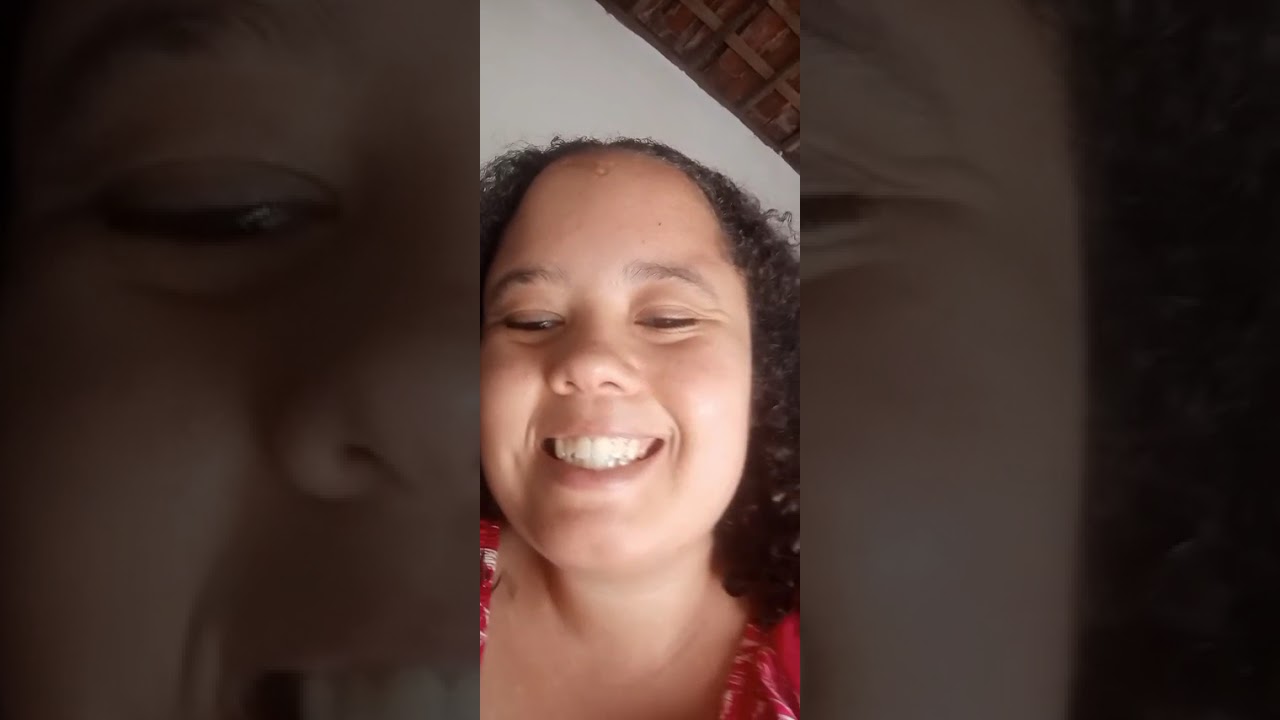 Cantora😍💞 vitória✌️                                      Louvor Dia De Sol🌞💥