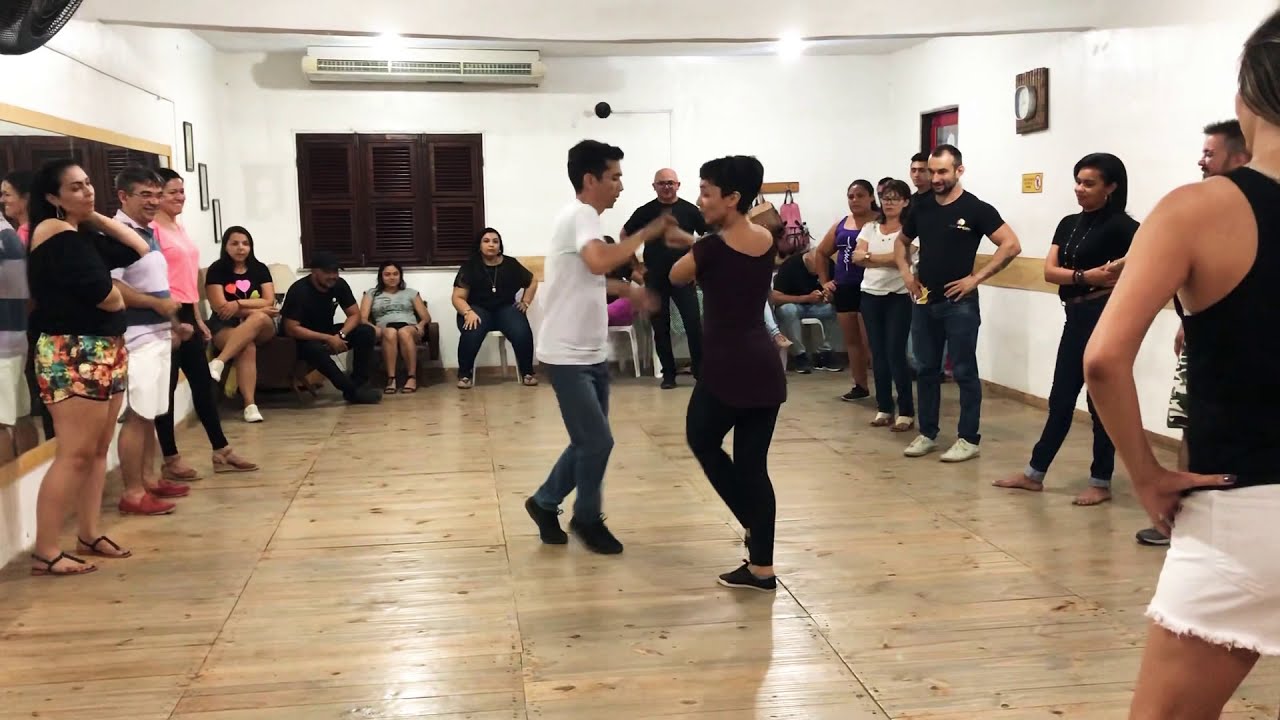 Forró estilizado - Alex e Islânia