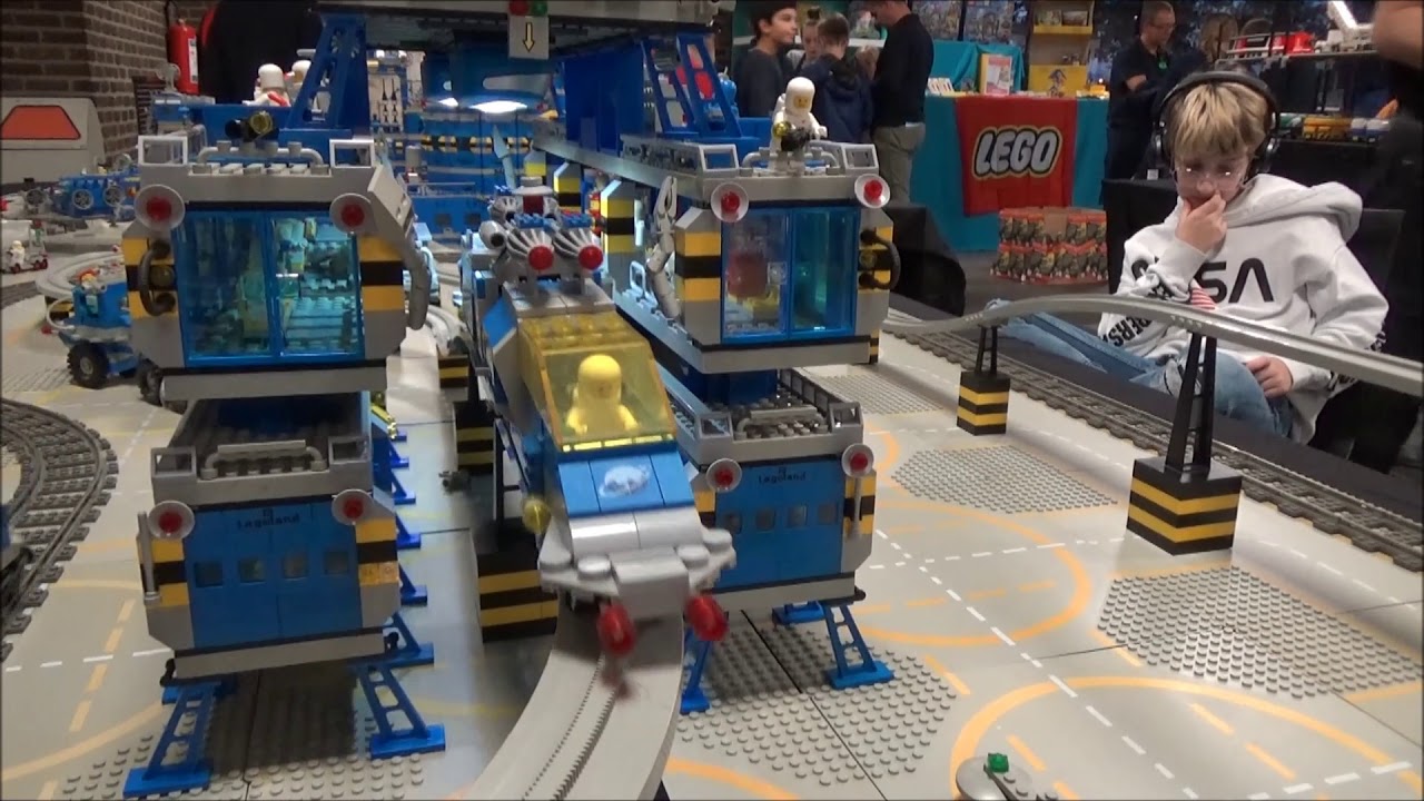 Bricks-and-more, Geel (Belgium) 09/10-11-2019 (Lego Classic Space)