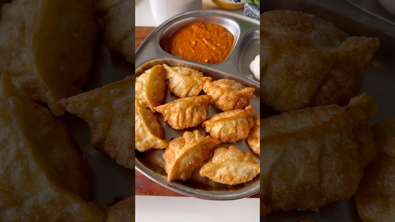 VEG FRIED MOMO RECIPE🌼 #ashortaday #shortsvideo #shorts #viralvideos #momos #momo #friedmomo